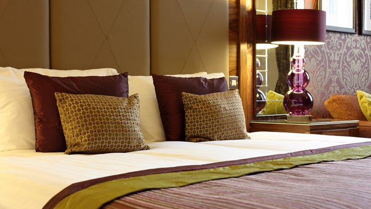 mantra hotel group mtr hot stock travel tourism shares stocks asx