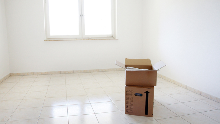 where to retire retirement retirees relocate downsize super superannuation moving costs