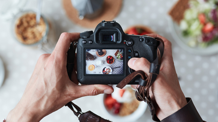 microstock stock photos photo photographer shutterstock 123rf.com make money selling photos side hustle side business extra cash