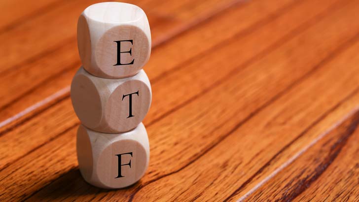 With more than 80% of active fund managers failing to beat the index, Aussie investors are ditching risky stock picking in favour of a safer option: ETFs.