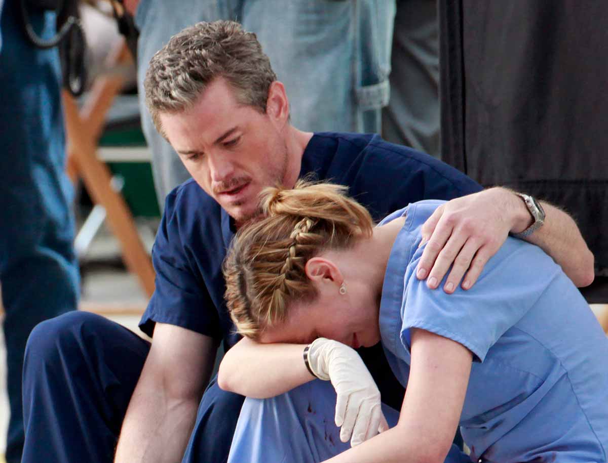 eric dane on the set of greys anatomy